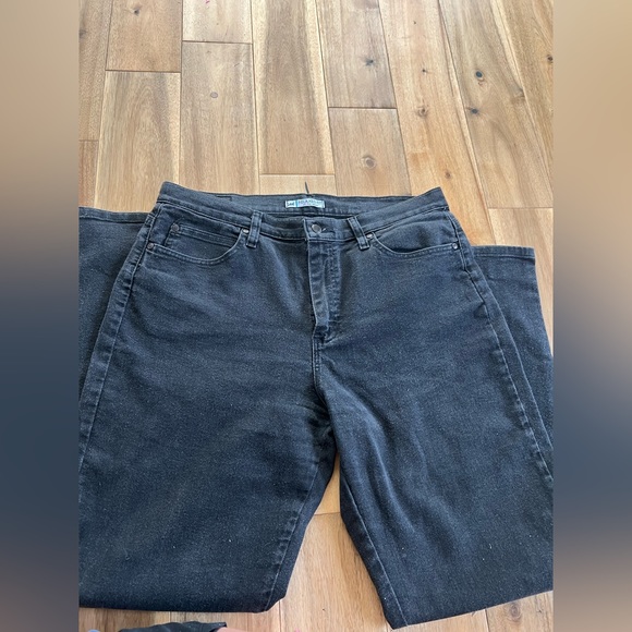 Black pants! - Picture 3 of 3